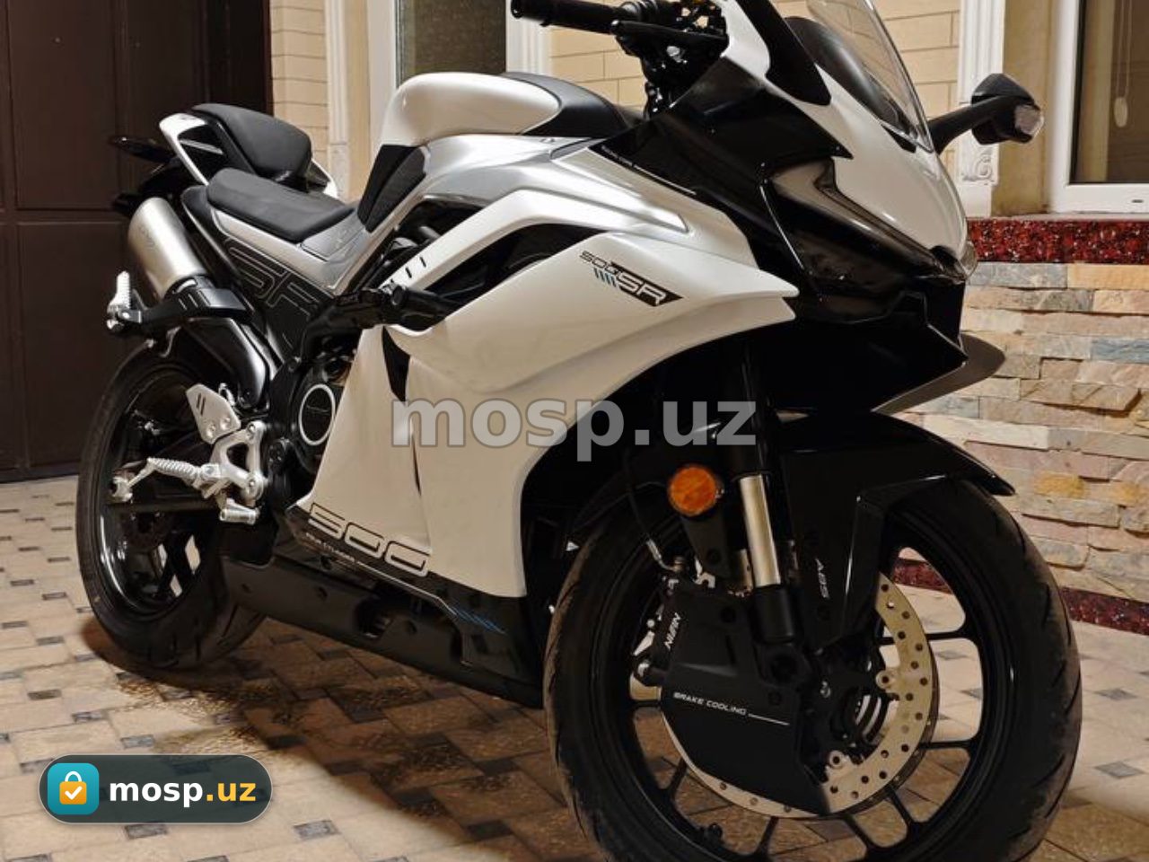 CFMoto 500SR